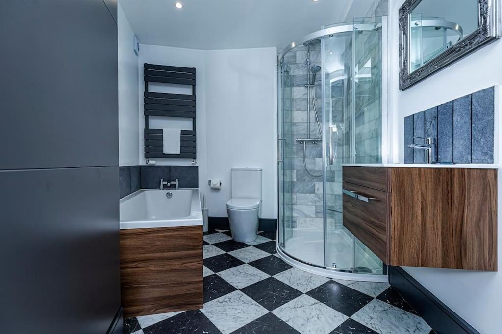 Bootique House - Luxury Group Accommodation In Вэйкфильд Экстерьер фото