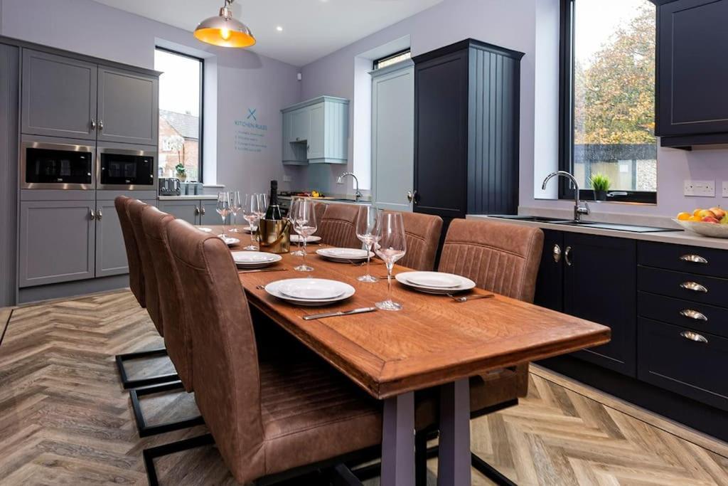 Bootique House - Luxury Group Accommodation In Вэйкфильд Экстерьер фото